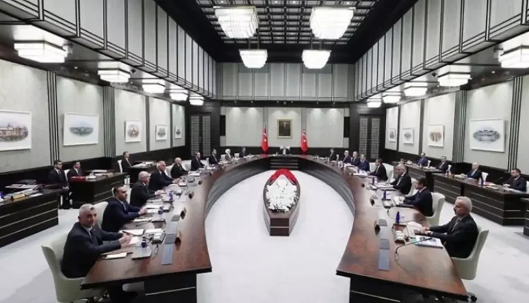 17 Temmuz Perşembe kabine toplantısı kararları neler? Kabine toplantısı bitti mi?