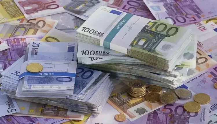 3 Temmuz 2025 bugün dolar ve euro kaç TL? Dolar ve euro'da son durum ne? MERKEZ BANKASI CANLI DÖVİZ KURU