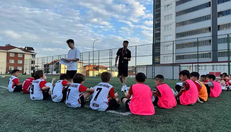 Bilecik Futbol Akademi Kulübü Yaz Spor Okulları'na Rekor Katılım Sağladı