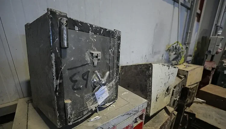 Mal Varlığını FETÖ'ye Bıraktı!