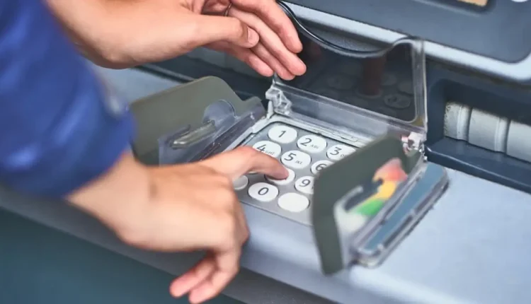 ATM'lerde Para Çekme ve Yatırma İşlemlerinin Limitleri Değişiyor mu?