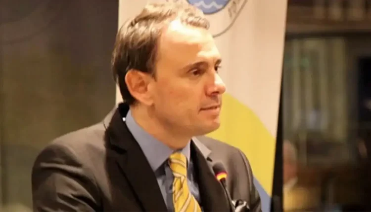 Ahmet Eler Kimdir? Yaş ve Memleket Bilgileriyle Tanıyalım!