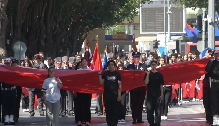 Konya'da 30 Ağustos Zafer Bayramı Kutlamaları Büyük Coşkuyla Gerçekleşti