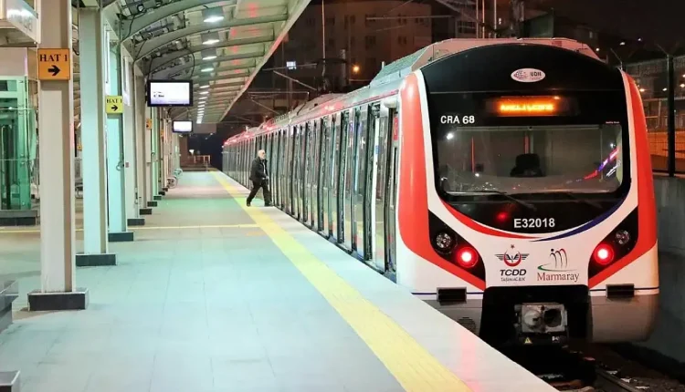 Marmaray neden çalışmıyor? 9 Ağustos bugün Marmaray'da intihar mı oldu?
