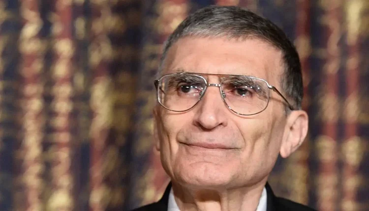 Nobel Ödüllü Bilim İnsanı Aziz Sancar, Kuzey Kıbrıs Türk Cumhuriyeti vatandaşı oldu
